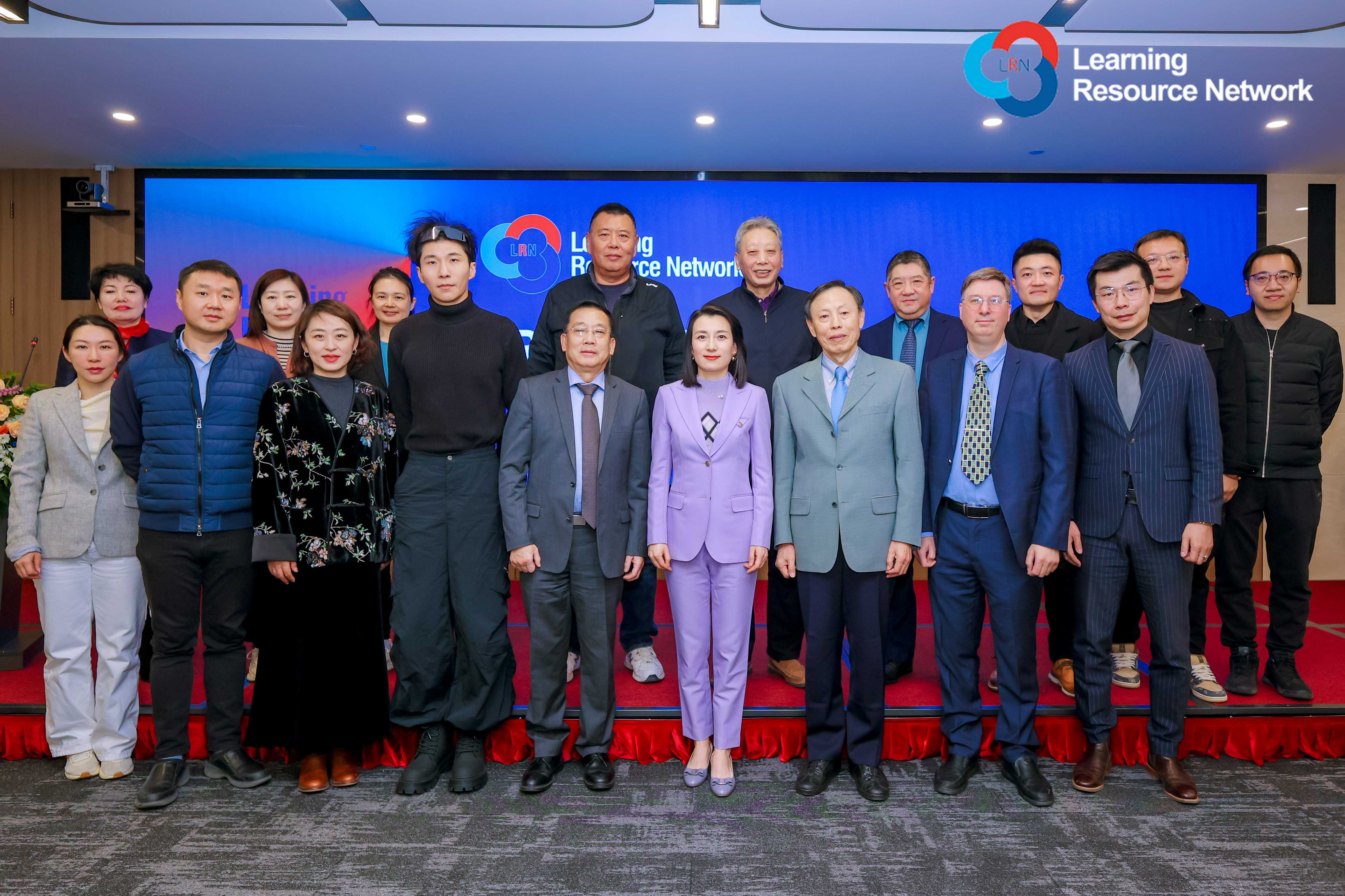 LRN考试局获多家主流媒体盛赞！“开启中国教育新纪元”